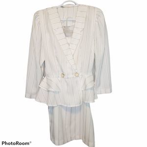 Vintage 90's Sophisticate White Striped Suit 10